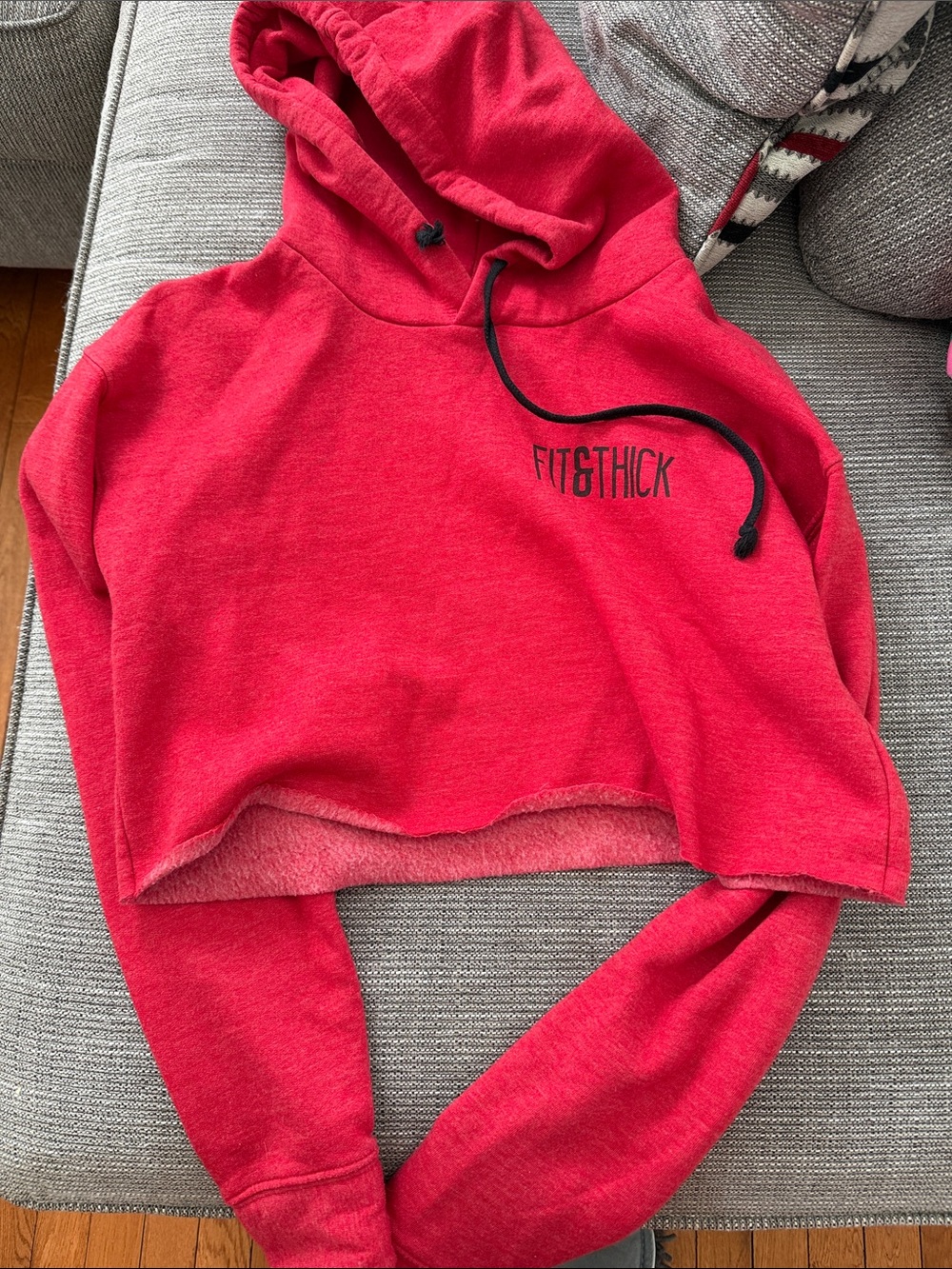 Fit and thick hoodie